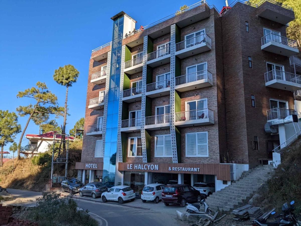 Hotel Le Halcyon , Kasauli 솔란 외부 사진